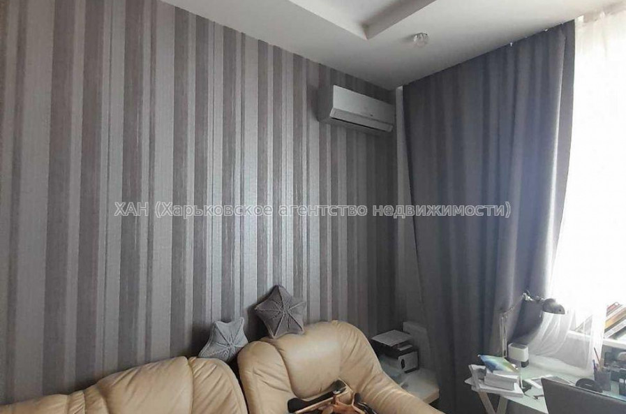 Продам квартиру, Науки просп. , 2  ком., 71 м², евроремонт 