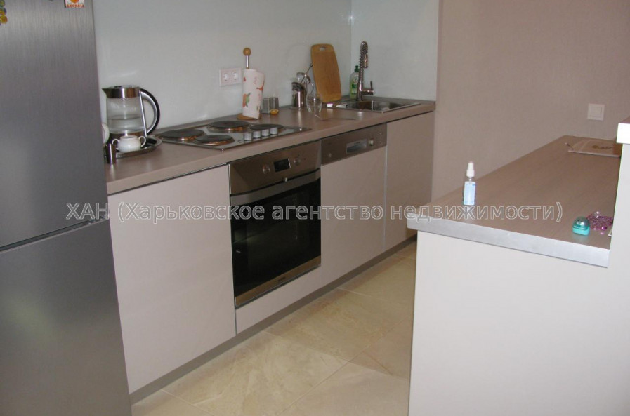 Продам квартиру, Науки просп. , 2  ком., 71 м², евроремонт 