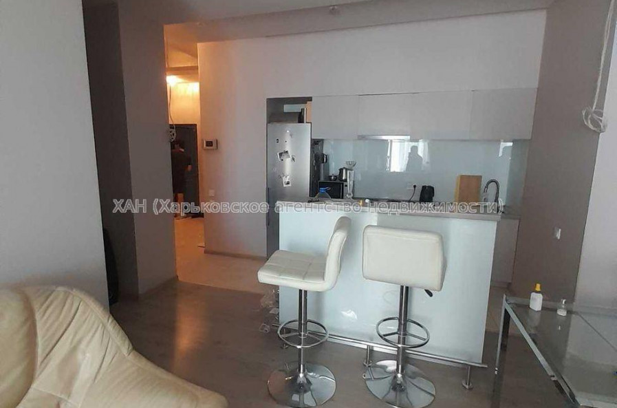 Продам квартиру, Науки просп. , 2  ком., 71 м², евроремонт 