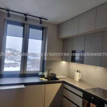 Продам квартиру, Ботаническая ул. , 3  ком., 80 м², евроремонт 