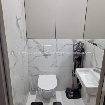 Продам квартиру, Ботаническая ул. , 3  ком., 80 м², евроремонт 