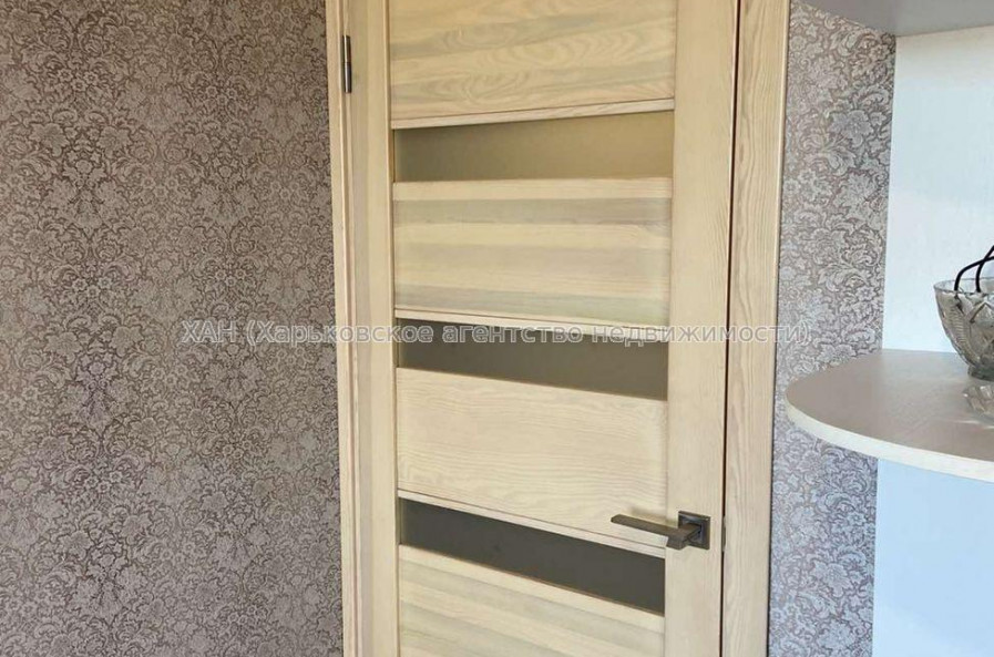 Продам квартиру, Библика ул. , 3  ком., 64 м², капитальный ремонт 