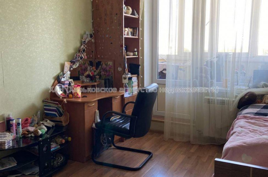 Продам квартиру, Библика ул. , 3  ком., 64 м², капитальный ремонт 
