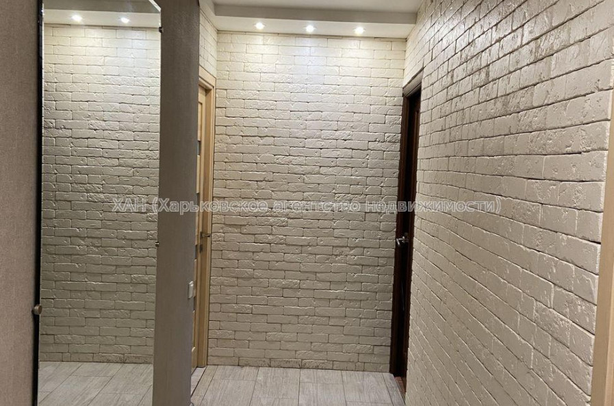 Продам квартиру, Библика ул. , 3  ком., 64 м², капитальный ремонт 