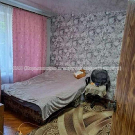 Продам квартиру, Стуса Василия ул. , 3 кім., 63 м², косметический ремонт