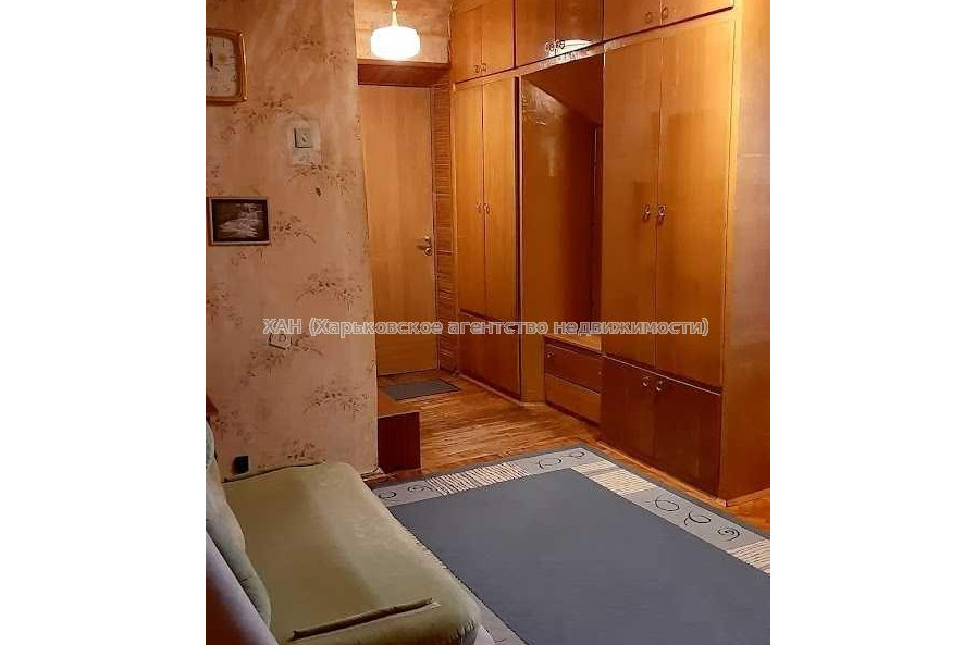 Продам квартиру, Европейская ул. , 3 кім., 89 м², капитальный ремонт 