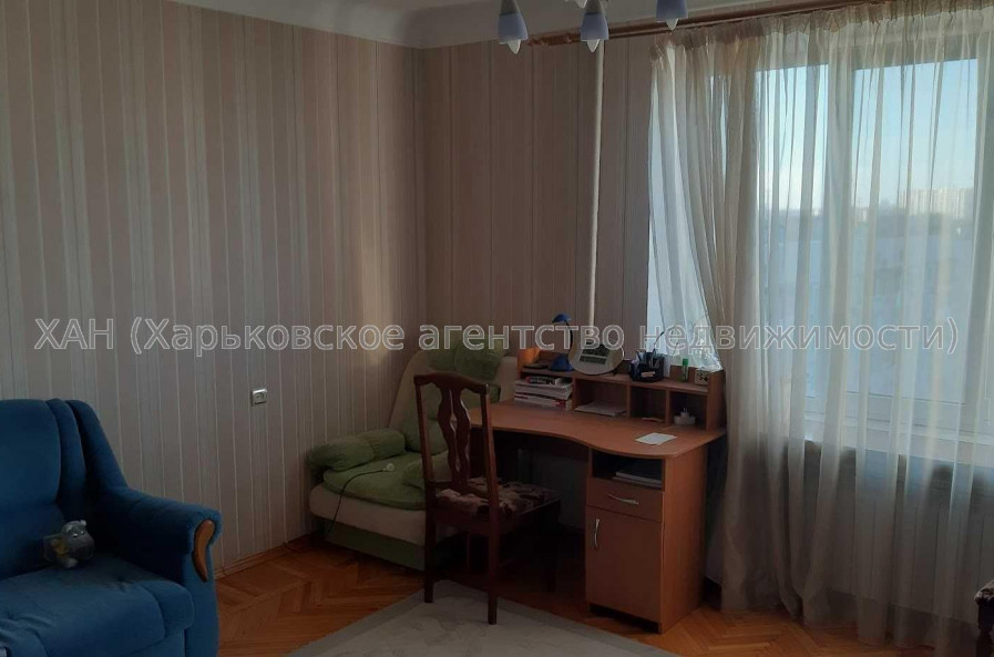 Продам квартиру, Европейская ул. , 3 кім., 89 м², капитальный ремонт 