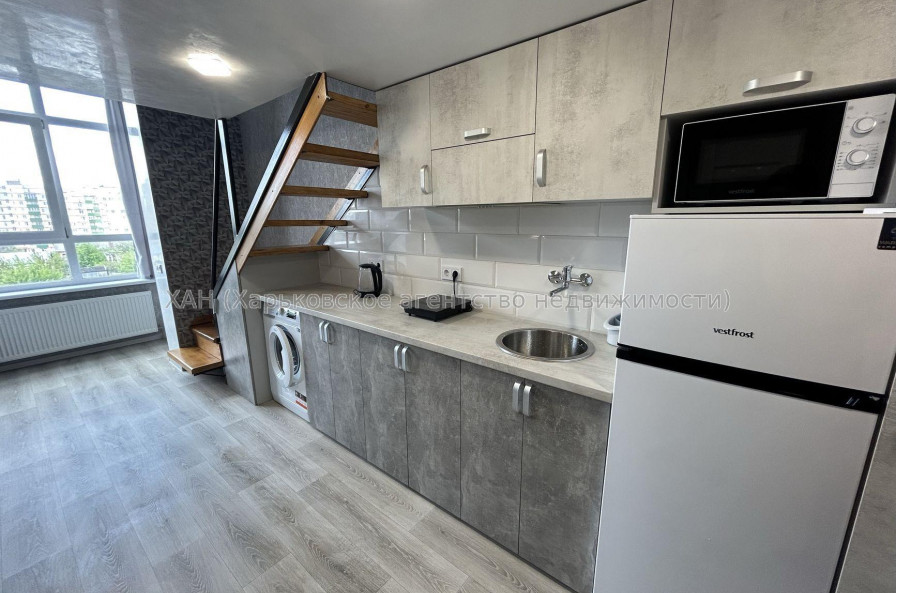 Продам квартиру, Большая Панасовская ул. , 2  ком., 35 м², капитальный ремонт 