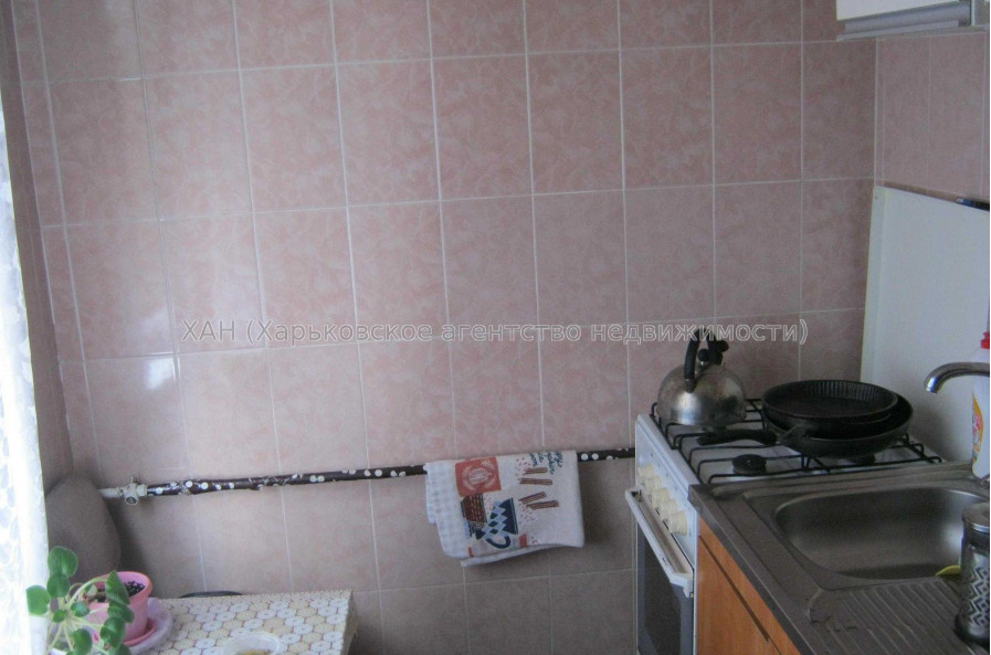 Продам квартиру, Станкостроительная ул. , 1 кім., 30 м², без внутренних работ 