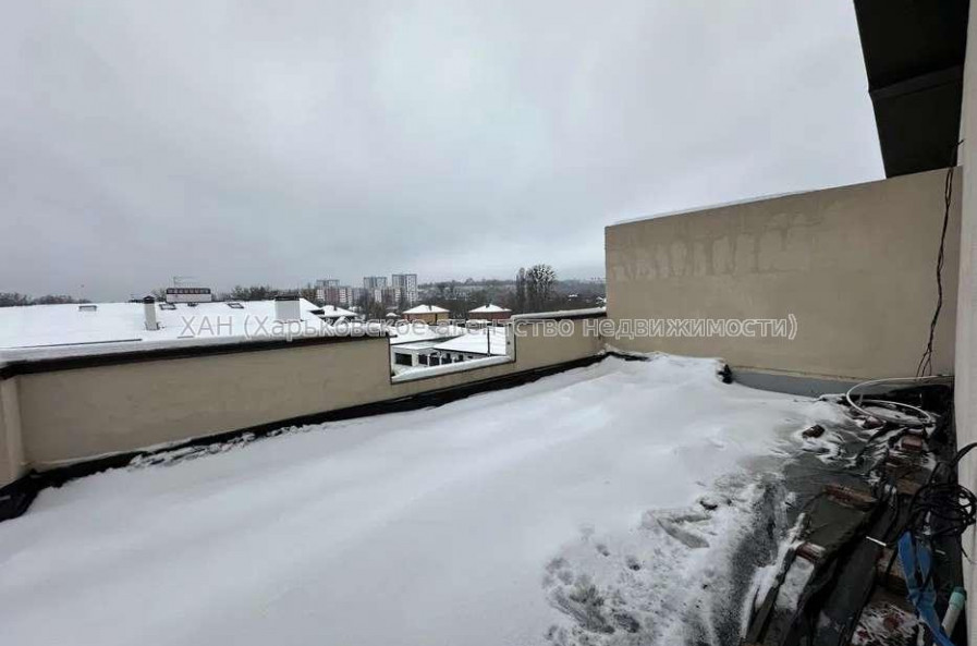 Продам квартиру, Клеменова Дача ул. , 3  ком., 144 м², авторский дизайн 