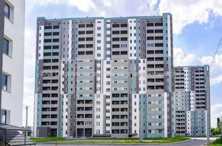 Продам квартиру, Елизаветинская ул. , 3  ком., 71 м², без внутренних работ 