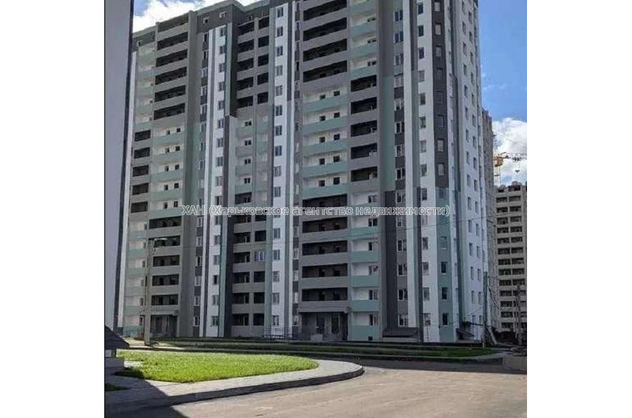 Продам квартиру, Елизаветинская ул. , 3  ком., 71 м², без внутренних работ 