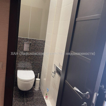 Продам квартиру, Чайковского ул. , 2 кім., 55.50 м², капитальный ремонт 