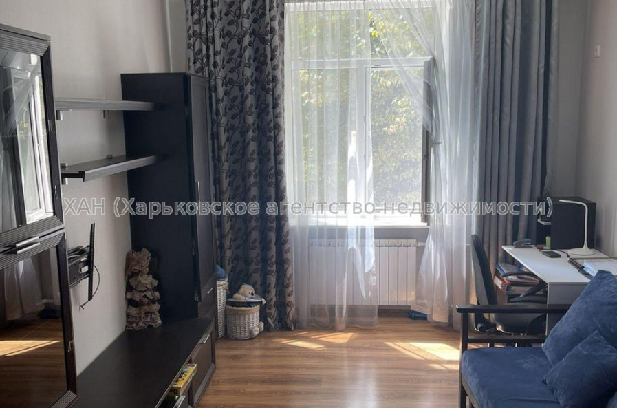 Продам квартиру, Чайковского ул. , 2  ком., 55.50 м², капитальный ремонт 