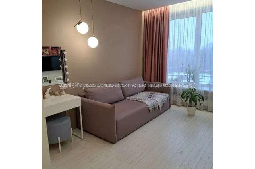 Продам квартиру, Гагарина просп. , 2 кім., 72 м², авторский дизайн 