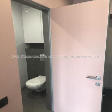 Продам квартиру, Веселая ул. , 1  ком., 21 м², капитальный ремонт 