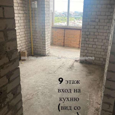 Продам квартиру, Пискуновский пер. , 3  ком., 70 м², без внутренних работ 