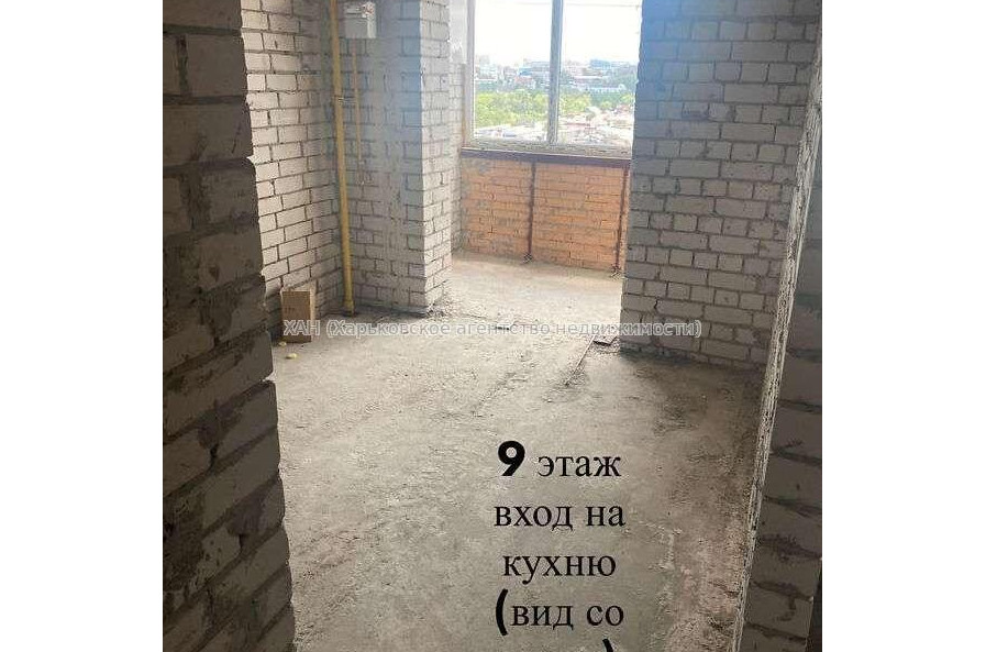 Продам квартиру, Пискуновский пер. , 3  ком., 70 м², без внутренних работ 