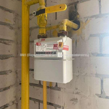 Продам квартиру, Пискуновский пер. , 3  ком., 70 м², без внутренних работ 