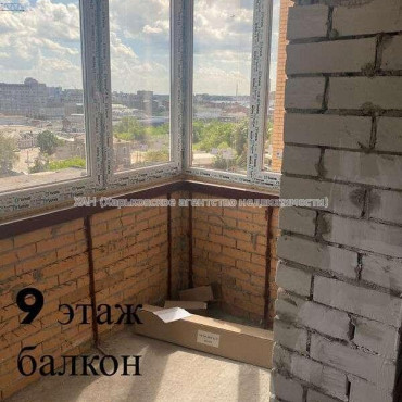 Продам квартиру, Пискуновский пер. , 3  ком., 70 м², без внутренних работ 
