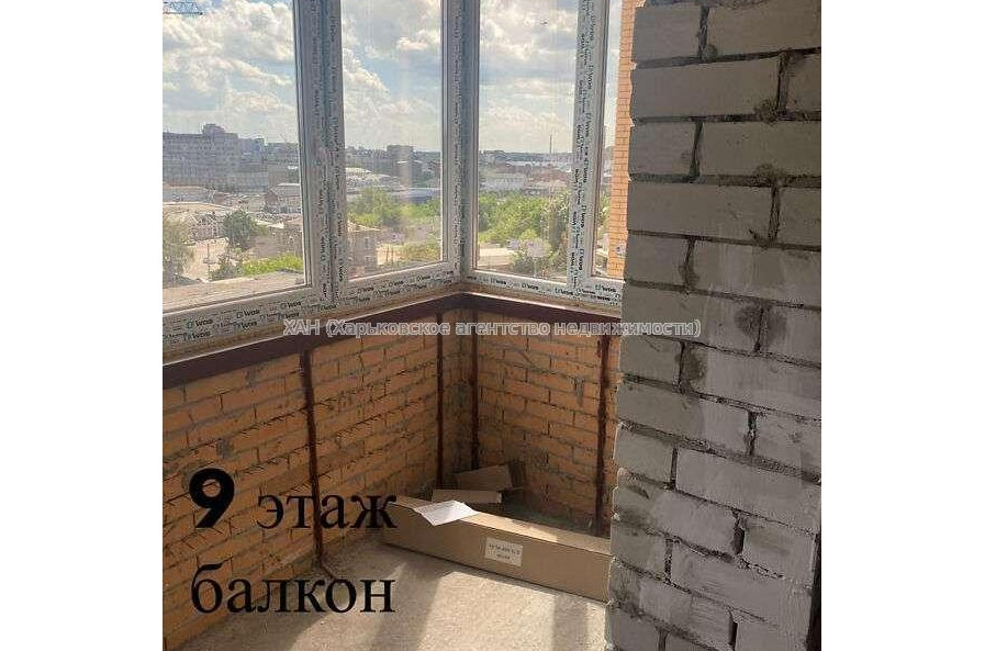 Продам квартиру, Пискуновский пер. , 3  ком., 70 м², без внутренних работ 