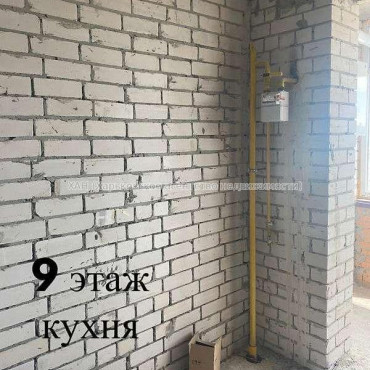 Продам квартиру, Пискуновский пер. , 3  ком., 70 м², без внутренних работ 