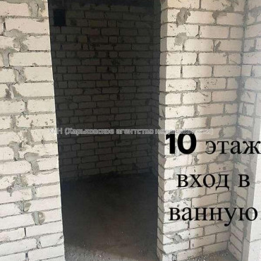Продам квартиру, Пискуновский пер. , 3  ком., 70 м², без внутренних работ 