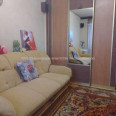 Продам квартиру, Валентиновская ул. , 3 кім., 65 м², капитальный ремонт 