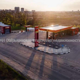 Продам нежитлову нерухомість, автосервис , 200 м²