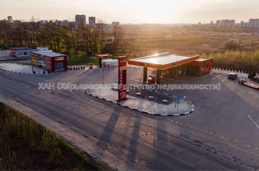 Продам нежитлову нерухомість, автосервис , 200 м²