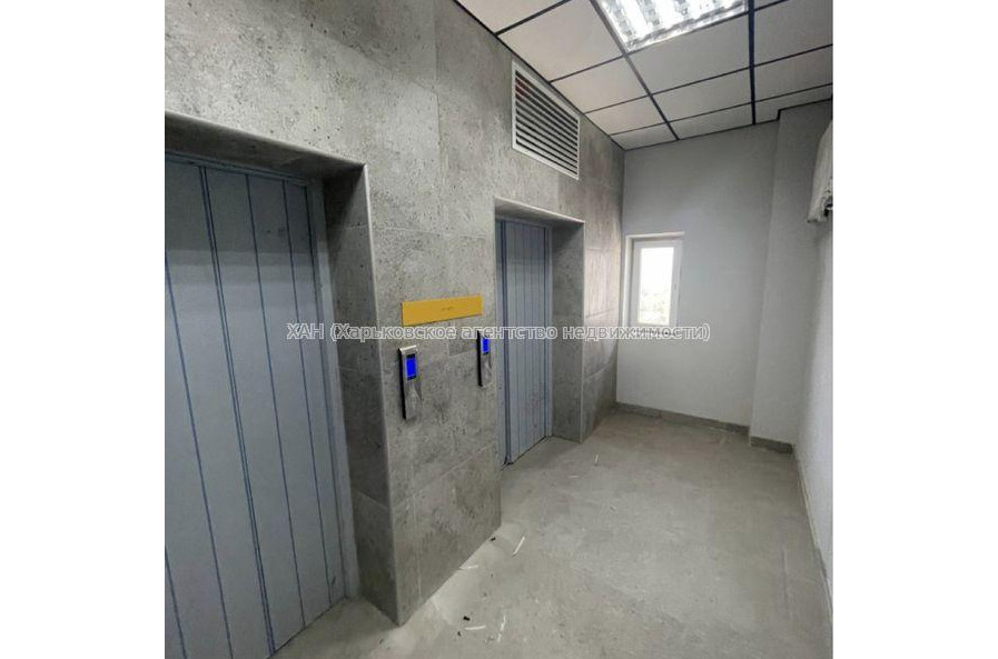 Продам квартиру, Клочковская ул. , 1 кім., 52 м², без ремонта 