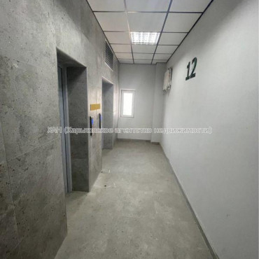 Продам квартиру, Клочковская ул. , 1  ком., 52 м², без ремонта 