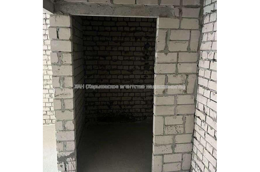 Продам квартиру, Полтавский Шлях ул. , 1  ком., 39 м², без внутренних работ 