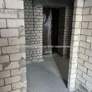 Продам квартиру, Полтавский Шлях ул. , 1  ком., 39 м², без внутренних работ 