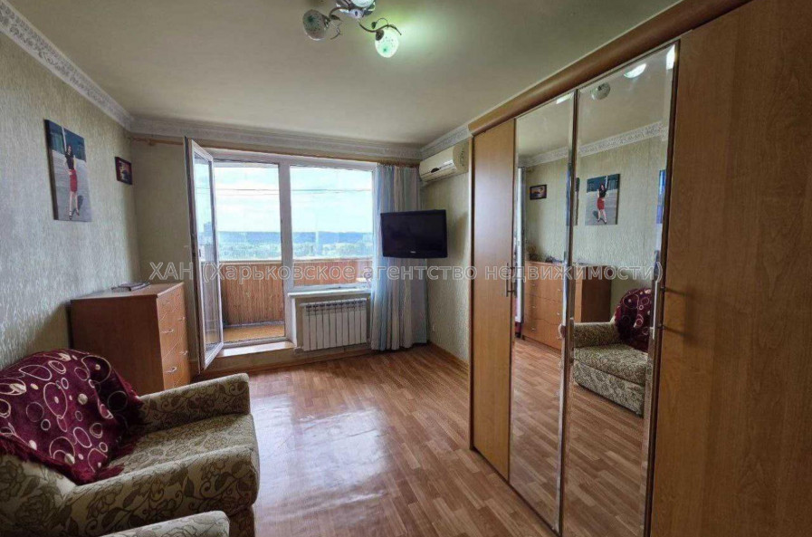 Продам квартиру, Академика Павлова ул. , 1 кім., 33 м², косметический ремонт 