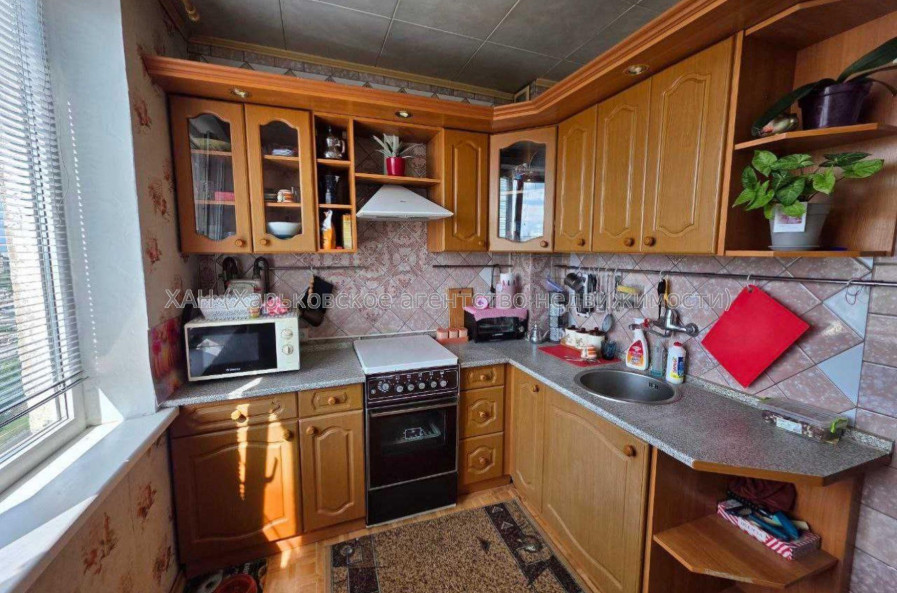 Продам квартиру, Академика Павлова ул. , 1 кім., 33 м², косметический ремонт 