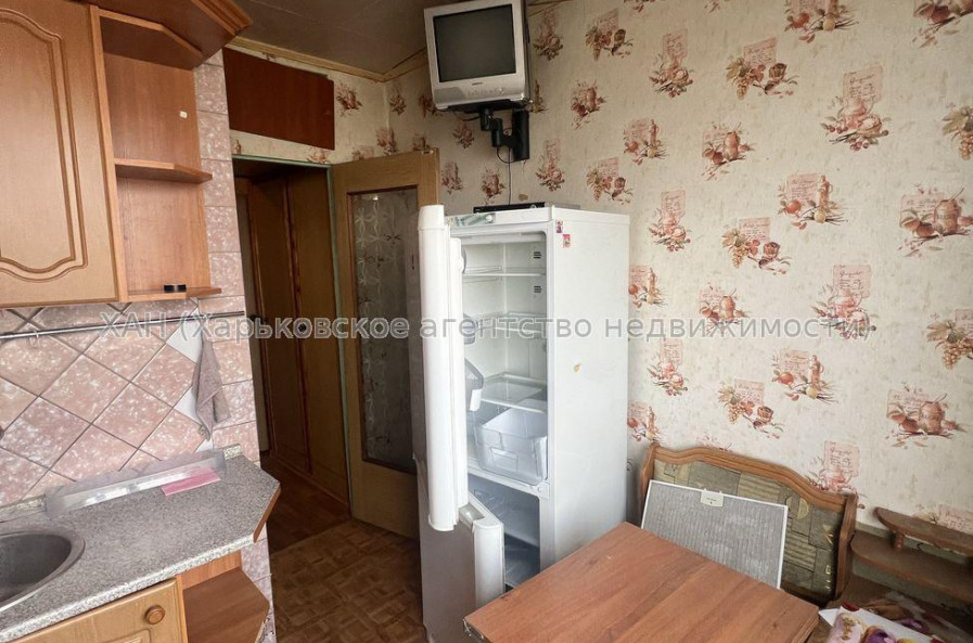 Продам квартиру, Академика Павлова ул. , 1  ком., 33 м², косметический ремонт 