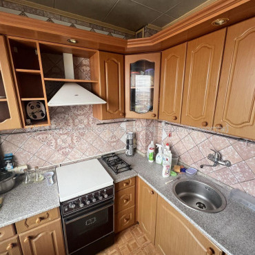 Продам квартиру, Академика Павлова ул. , 1 кім., 33 м², косметический ремонт 