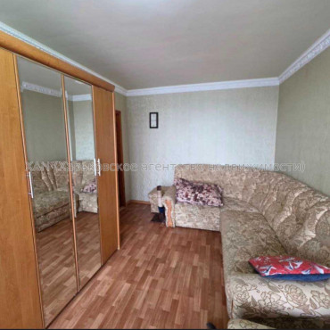 Продам квартиру, Академика Павлова ул. , 1 кім., 33 м², косметический ремонт 