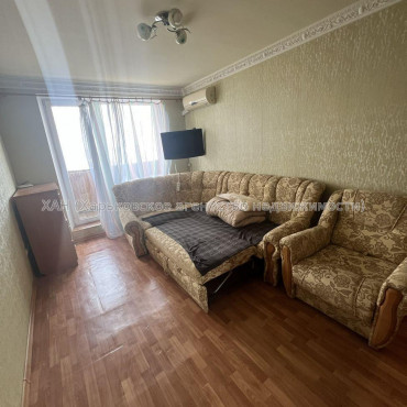 Продам квартиру, Академика Павлова ул. , 1 кім., 33 м², косметический ремонт 