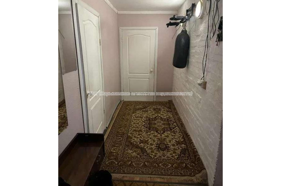 Продам квартиру, Деревянко ул. , 2 кім., 56 м², капитальный ремонт 