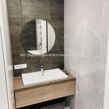 Продам квартиру, Победы просп. , 1 кім., 48 м², авторский дизайн 