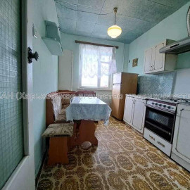 Продам квартиру, Грицевца Сергея ул. , 2 кім., 57 м², косметический ремонт