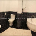 Продам квартиру, Воскресенская ул. , 2 кім., 57 м², капитальный ремонт 