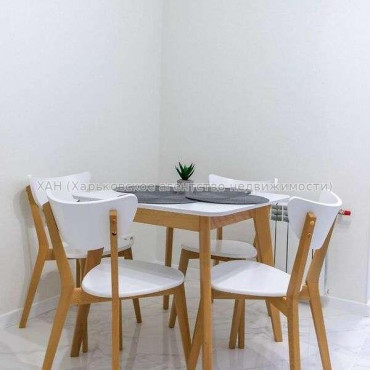 Продам квартиру, Архитекторов ул. , 1 кім., 54 м², евроремонт 