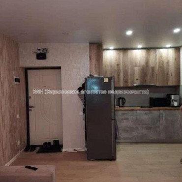 Продам квартиру, Шевченковский пер. , 2 кім., 37 м², капитальный ремонт 