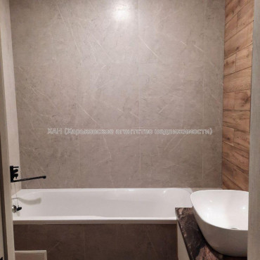 Продам квартиру, Шевченковский пер. , 2 кім., 37 м², капитальный ремонт 