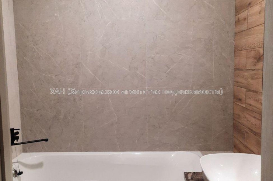 Продам квартиру, Шевченковский пер. , 2 кім., 37 м², капитальный ремонт 