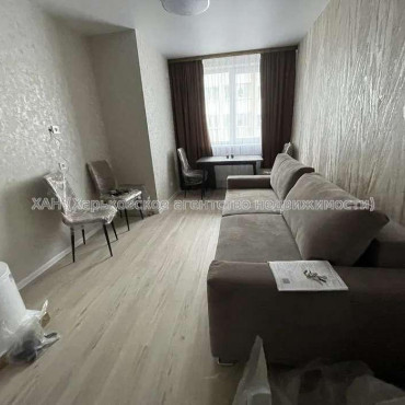 Продам квартиру, Шевченковский пер. , 2 кім., 37 м², капитальный ремонт 