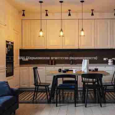 Продам квартиру, Науки просп. , 3  ком., 104 м², авторский дизайн 